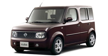 キューブ純正フロントガラス交換費用85,000円～ - 日産車のガラス交換